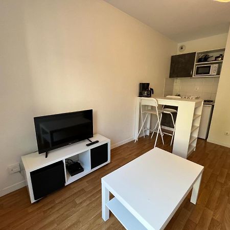 Acajou, Studio Avec Terrasse Et Parking Prive カーン エクステリア 写真